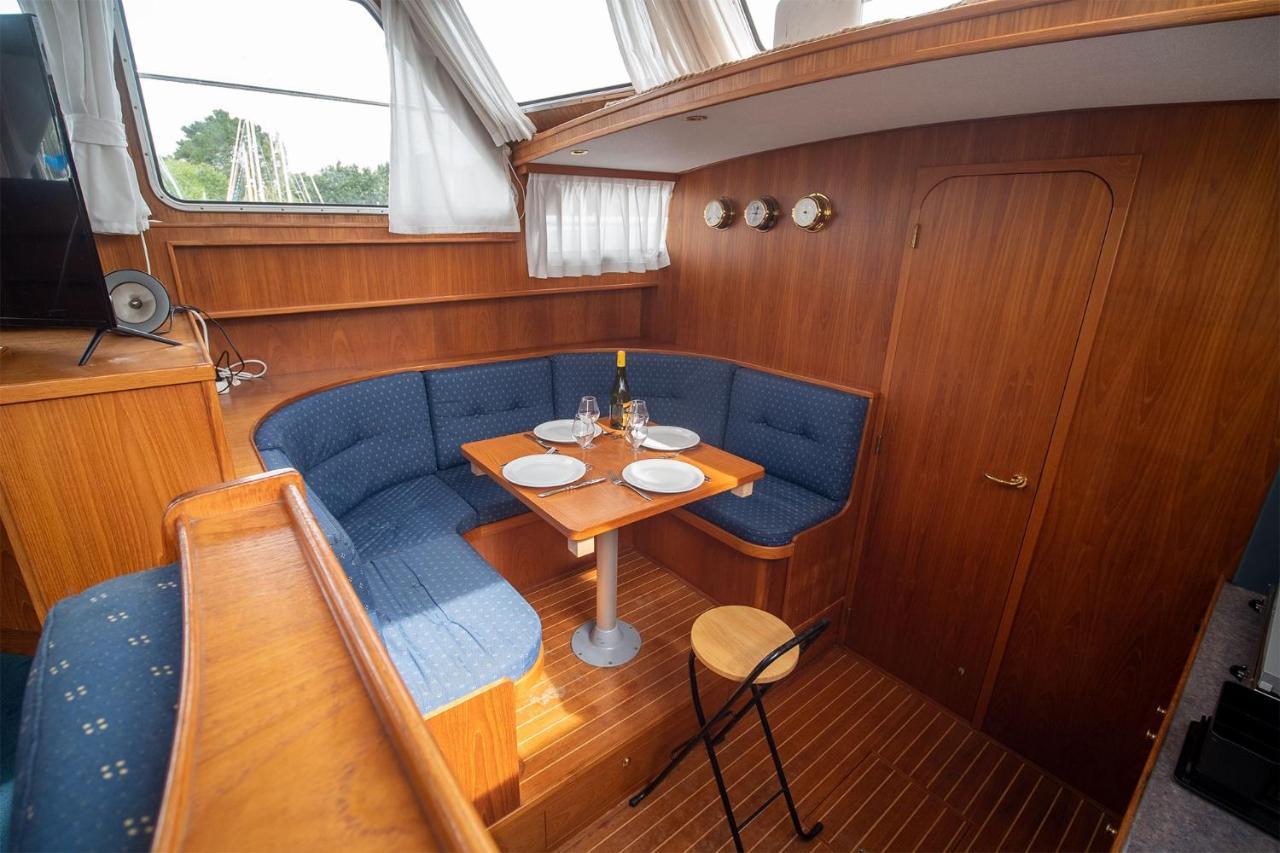 Vedette Hollandaise De 13 M Pour Sejour Insolite Otel Nivillac Dış mekan fotoğraf